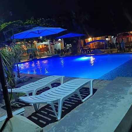 Rrj'S Beach Resort Oslob Exterior foto
