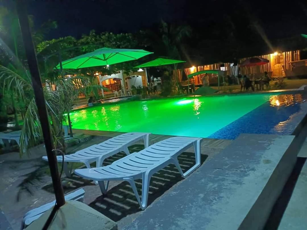 Rrj'S Beach Resort Oslob Exterior foto